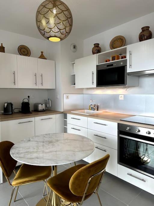 Apartment La Mantilla, Wifi, Clim, Parking, Netflix *